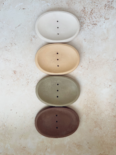 Oval soap dish
